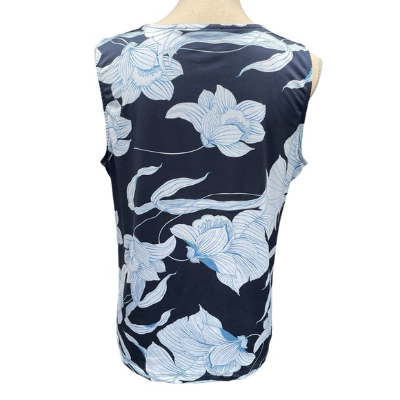 Made in Italy Navy/Light Blue Floral V-Neck Sleeveless Gather Front Top (L) - Picture 8 of 11